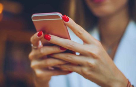 עוברים ל־Esim וחוסכים יותר: מהפכת הסלולר הדיגיטלית שכדאי להכיר